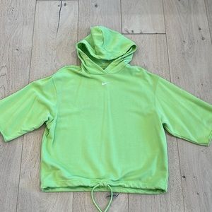 Nike Sportswear Icon Clash Short Sleeve Hoodie in Key Lime Size M (8-10)